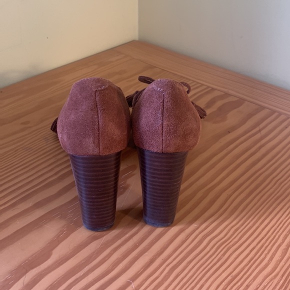 Suede leather taupe/ brown dress shoe. - Picture 3 of 3